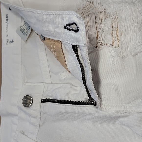 rag & bone Size 25 Marin White Cut Off Distressed Denim Short-Shorts, EUC - Picture 9 of 11